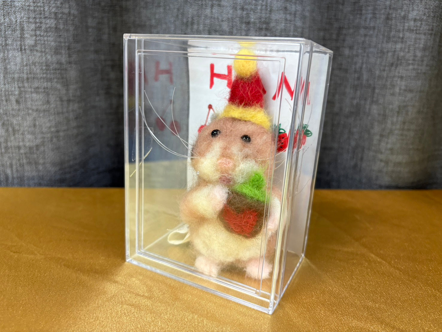 羊毛　手のひらサイズ　ねむハムちゃん　orderページ 山田花子】羊毛フェルト人形「帽子のハムちゃん」 – FANY Mall