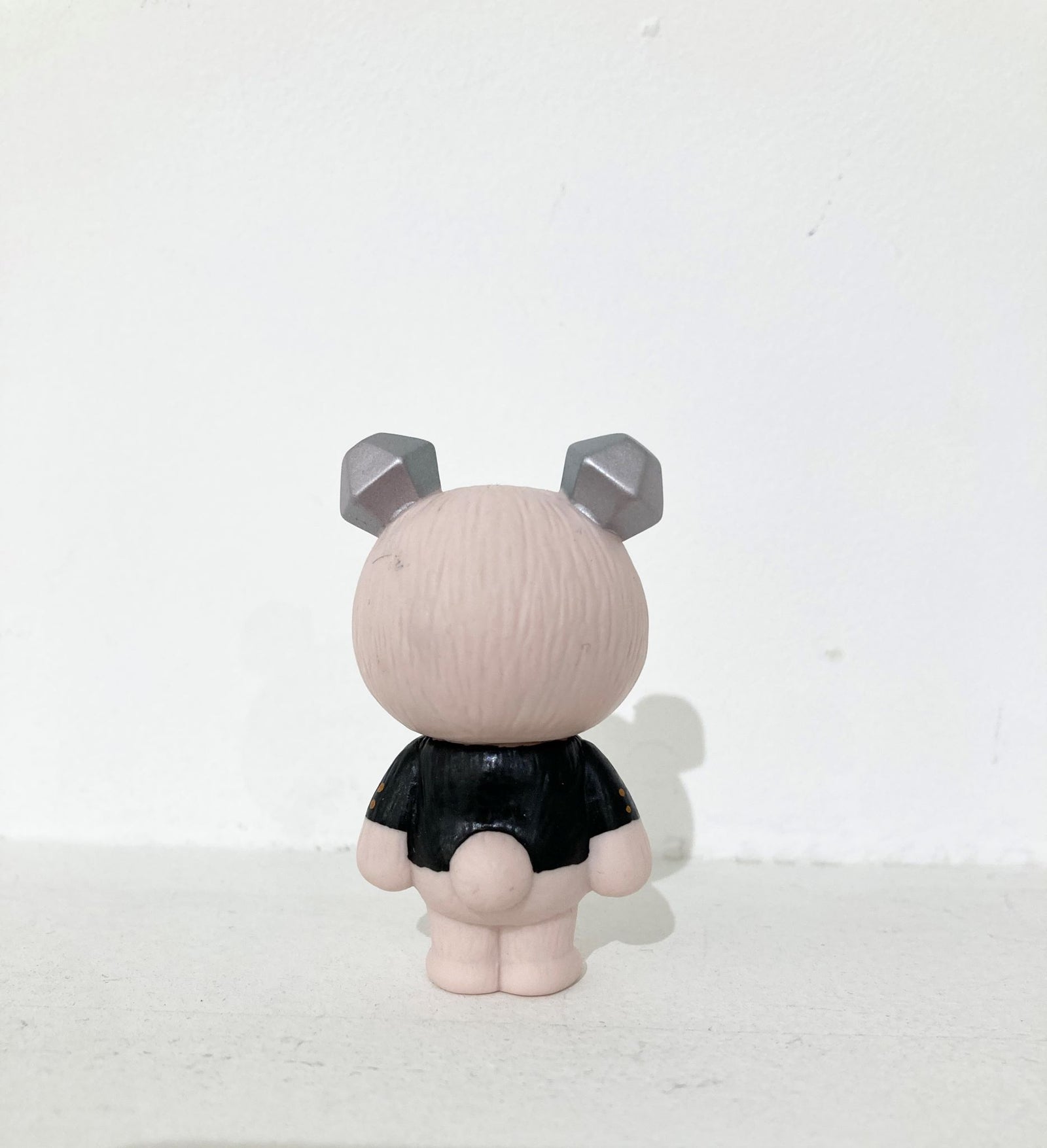 ヨシモトマメズ】ソフビ：くまのアイス 吉本興業コラボ 「鎖かたびらを