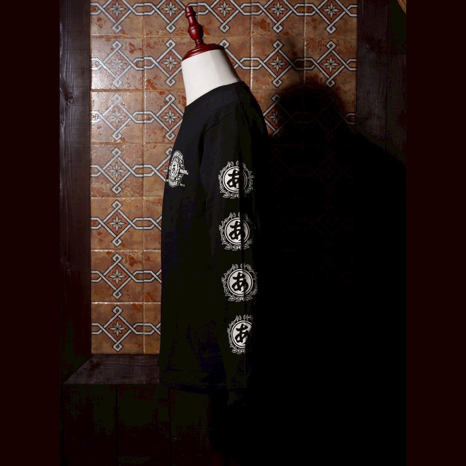 公文代出品ロンT ロンT ロンT ～LANDER Ver.～ | ソニーミュージック公式オンライン