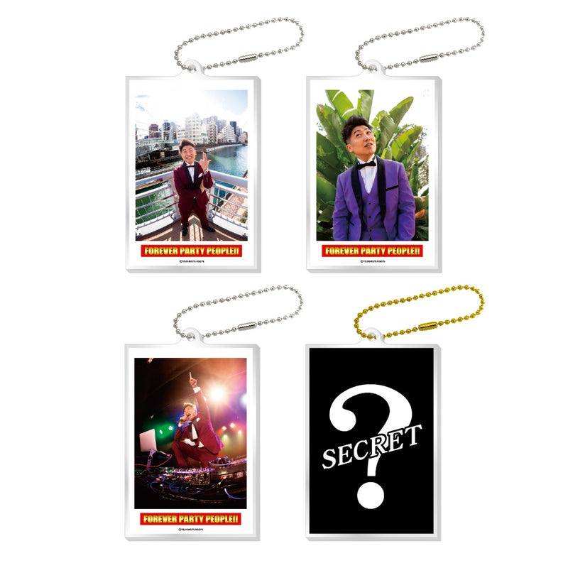 吉本新喜劇 　レイチェル　インスタントフォト風アクリルキーホルダー（ランダム4種）