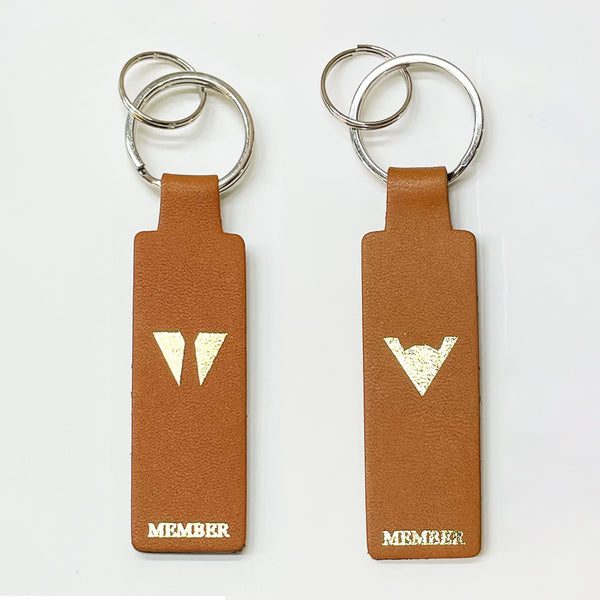 メンサ会員限定】ロゴ入り革製キーホルダー キャメル – FANY Mall