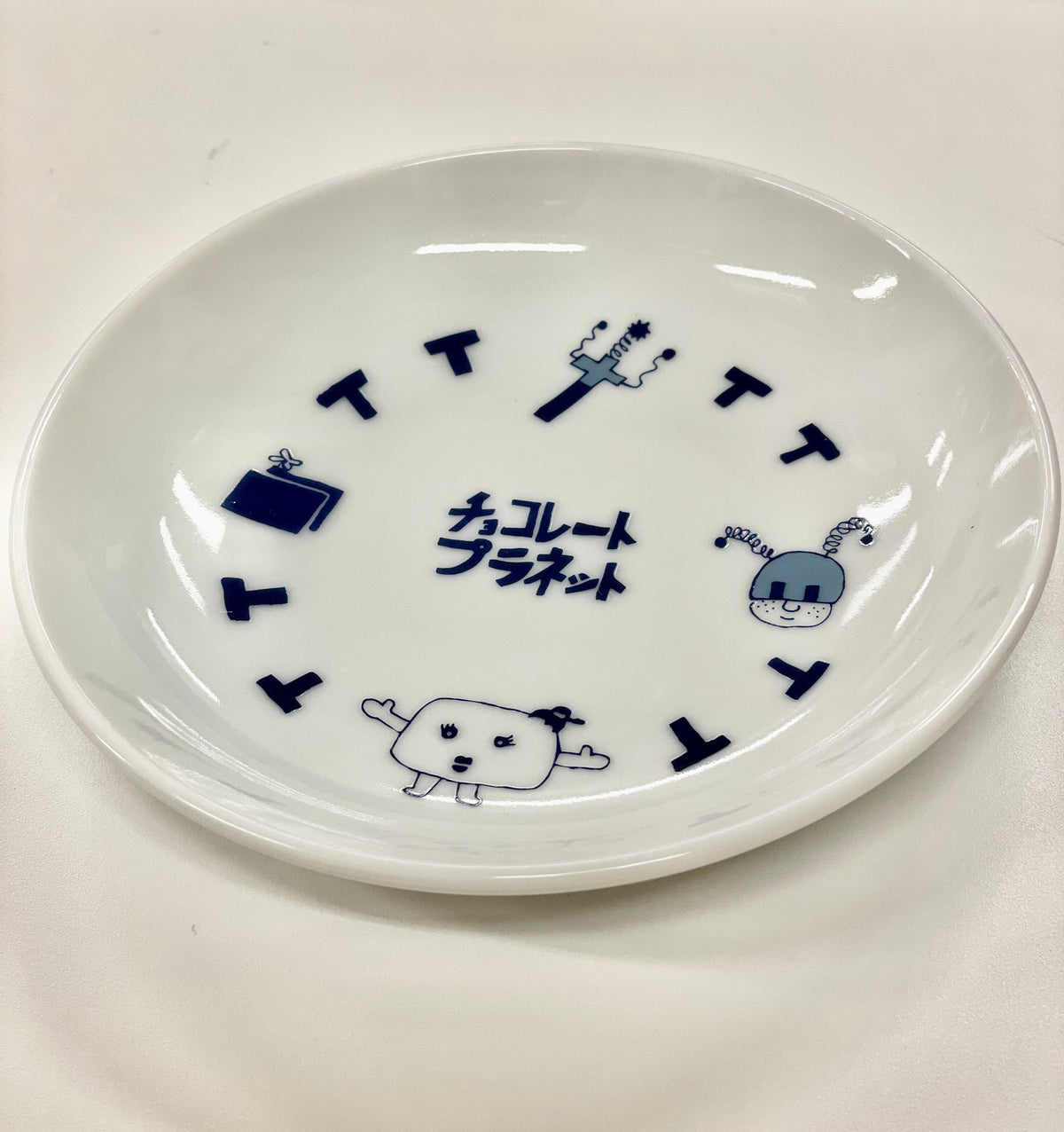 チョコプラがオフィシャルグッズ専門店をオープン! 記念すべき第